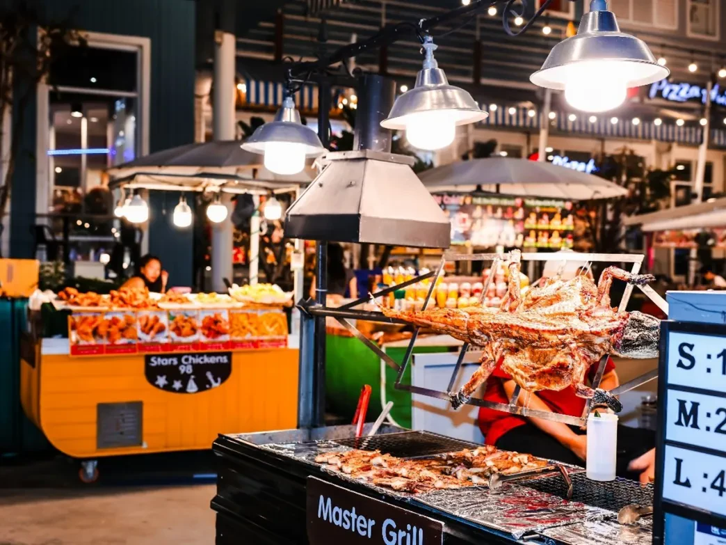 MARINA NIGHT MARKET 4