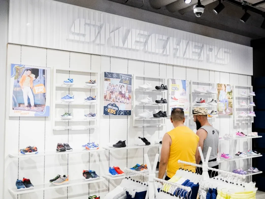 Sketchers Outlet 3