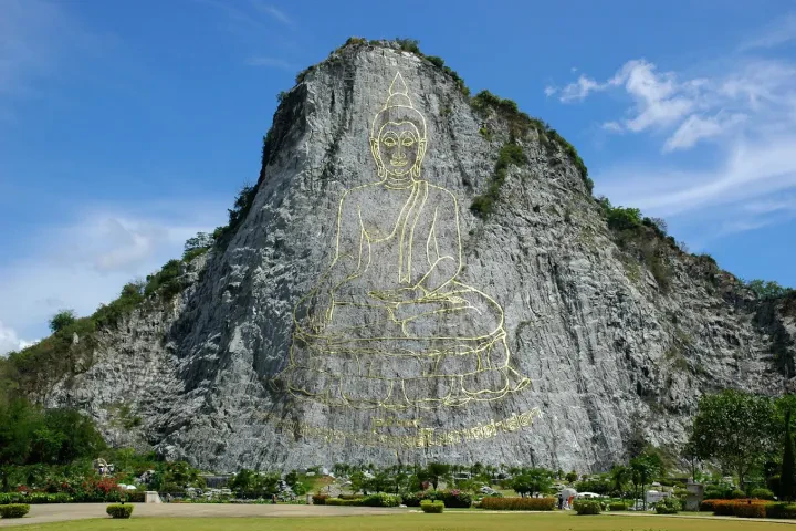 WAT KHAO CHI CHAN